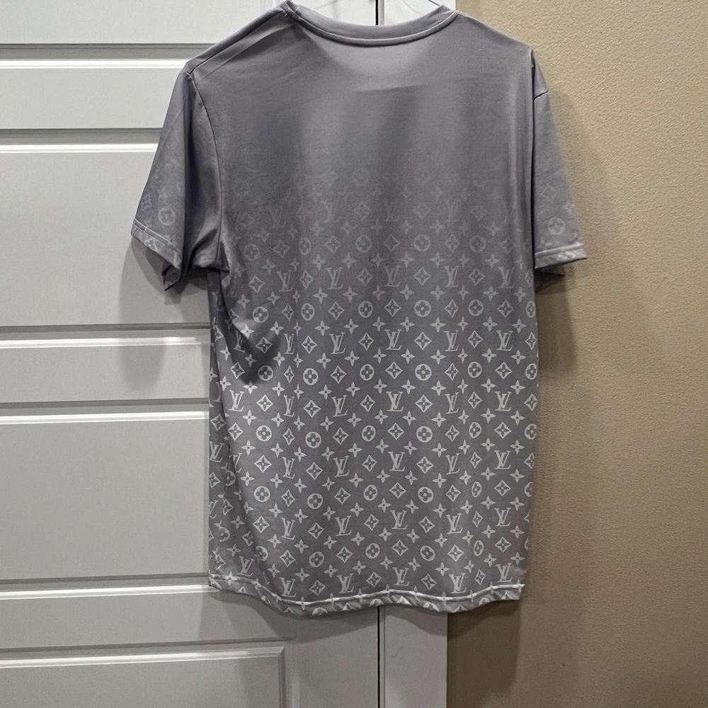 Monogram Gradient T-shirt in grey size large - Picture 5 of 5